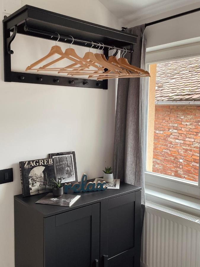 Grich Witch Apartment Zagreb Eksteriør bilde