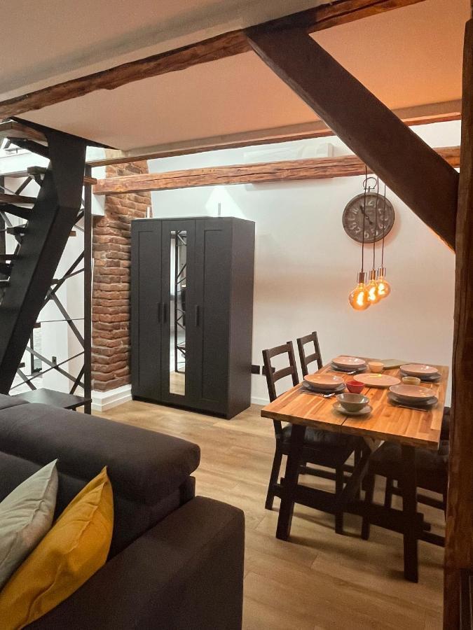 Grich Witch Apartment Zagreb Eksteriør bilde